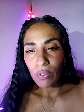 chloewildd  online show from November 15, 3:51 am