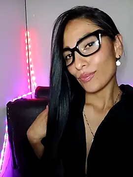 chloewildd  online show from October 22, 4:28 am