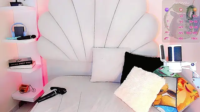 ValentinaMarinn online show from April 13, 9:48 pm