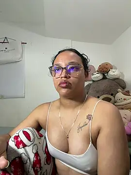 angela angels  online show from February 10, 8:50 am