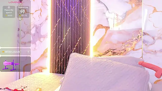 Snapshot of Alyson-a chatting on October 23, 12:33 pm Alyson-a online show from October 23, 12:33 pm