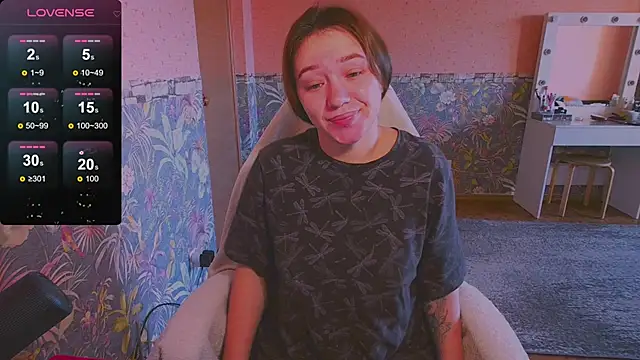 Chloe strip online show from September 29, 2:27 am