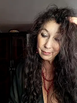 Snapshot of GypsyEsmeralda chatting on October 14, 11:57 am GypsyEsmeralda online show from October 14, 11:57 am