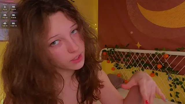 Snapshot of lea_belle_ chatting on October 31, 5:06 pm lea belle  online show from October 31, 5:06 pm