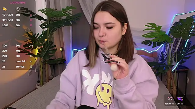 Alice Walters online show from September 29, 2:44 pm