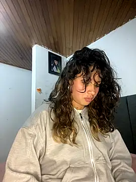 Andi9  online show from October 16, 3:20 am