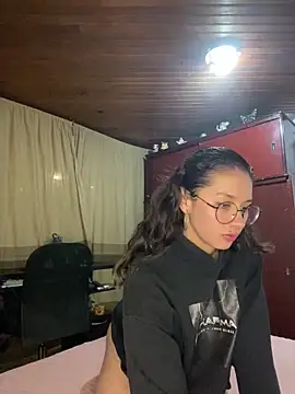 Andi9  online show from September 26, 1:14 am