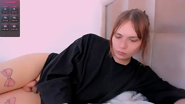 fem to online show from February 23, 7:30 am