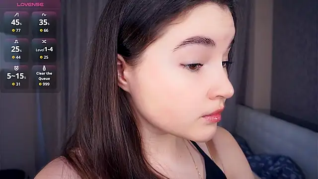 Snapshot of CathrynDail chatting on October 2, 6:40 am CathrynDail online show from October 2, 6:40 am