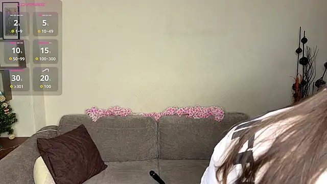 CathrynDail online show from April 9, 6:19 am