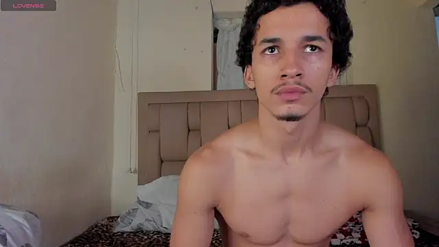 Snapshot of stepcouple_XXX chatting on September 26, 11:02 pm stepcouple XXX online show from September 26, 11:02 pm