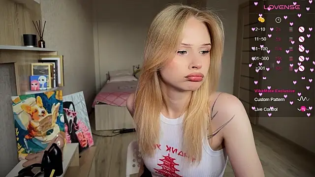 lisa barbie online show from October 2, 8:08 am