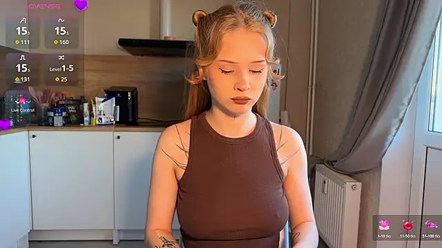 lisa barbie online show from March 20, 3:39 pm