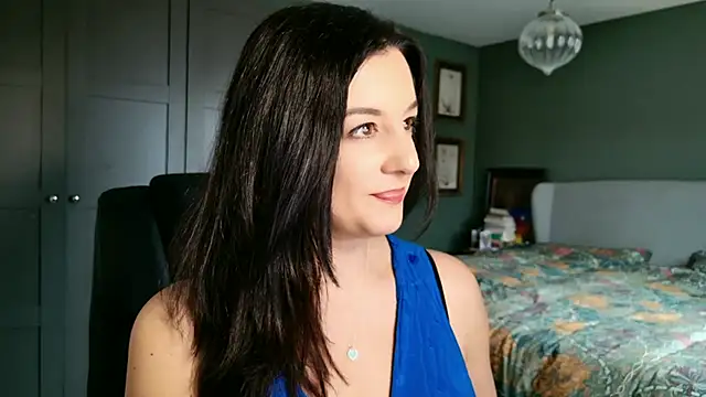 yourcassiexo online show from February 26, 10:25 am