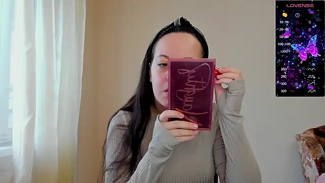 Sabrina Lavv online show from October 30, 7:00 am