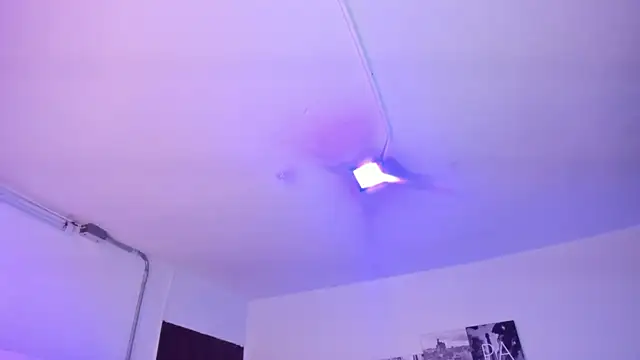 Amy Kiitty  online show from September 20, 8:29 pm