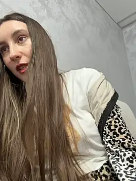 Snapshot of viviandaimond1 chatting on October 6, 6:34 pm viviandaimond1 online show from October 6, 6:34 pm