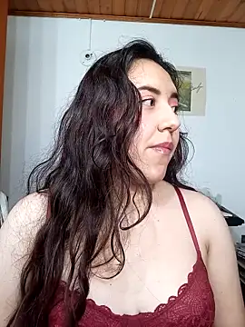 Snapshot of Emi_chik chatting on September 18, 9:24 pm Emi chik online show from September 18, 9:24 pm