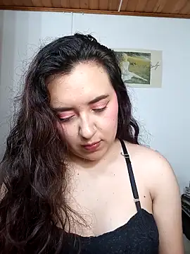 Snapshot of Emi_chik chatting on September 25, 11:09 am Emi chik online show from September 25, 11:09 am