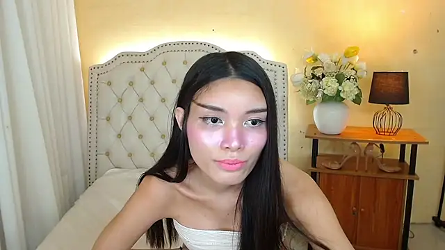 Notaestheticallykylinee online show from September 26, 3:04 am