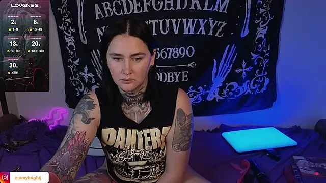 Emmybrightj  online show from October 6, 1:11 am