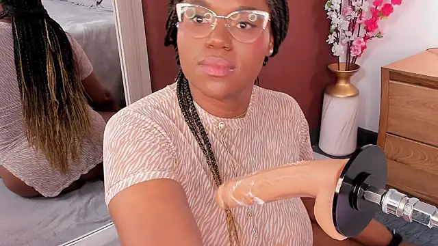 Makena gh online show from November 14, 4:01 am