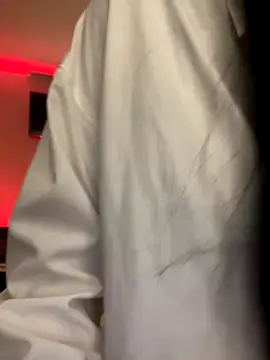 AleFantasy0001 online show from November 30, 3:21 am