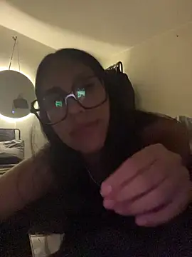 AleFantasy0001 online show from March 22, 3:56 am