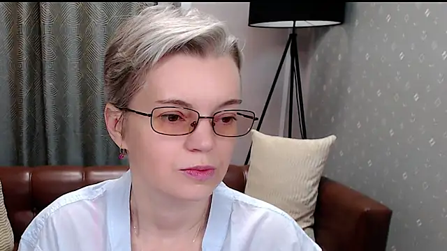 Snapshot of Cutie_Erikaa1 chatting on October 30, 2:25 am Cutie Erikaa1 online show from October 30, 2:25 am