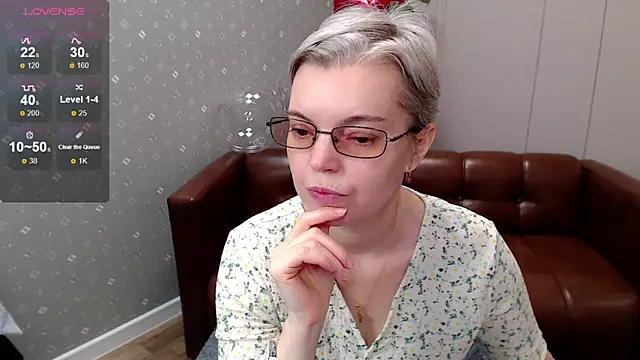 Cutie Erikaa1 online show from March 13, 2:35 am