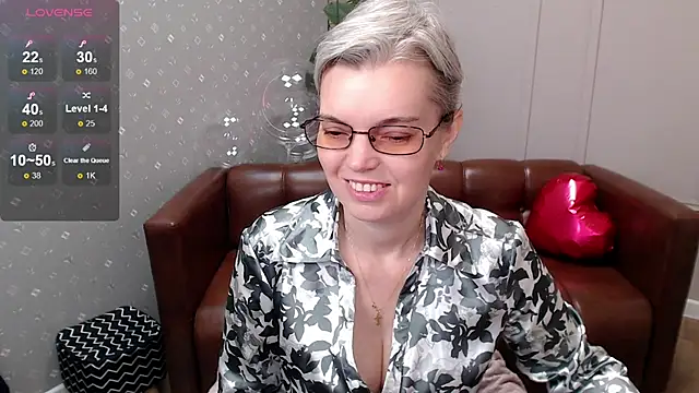 Cutie Erikaa1 online show from March 4, 2:29 am