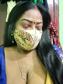 Snapshot of maniisha chatting on September 17, 7:56 pm maniisha online show from September 17, 7:56 pm