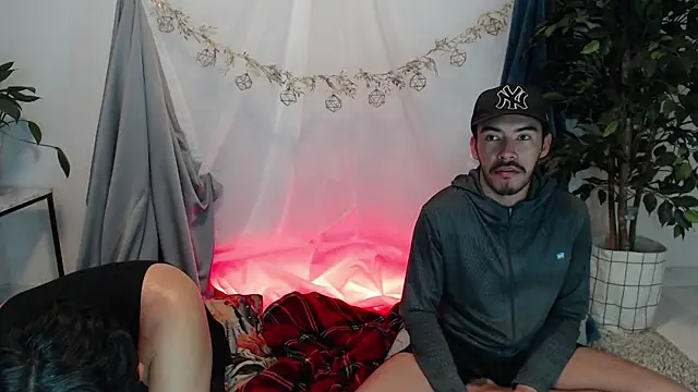 Snapshot of lexxandbusterr chatting on September 18, 4:33 am lexxandbusterr online show from September 18, 4:33 am