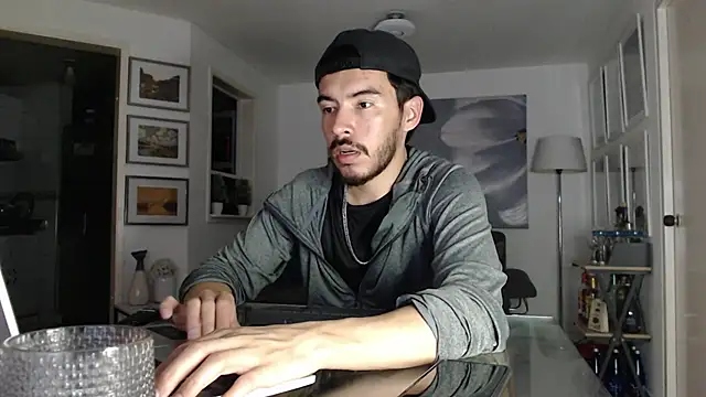 Snapshot of lexxandbusterr chatting on October 29, 4:50 am lexxandbusterr online show from October 29, 4:50 am