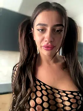 LaraVegas  online show from September 26, 7:28 am