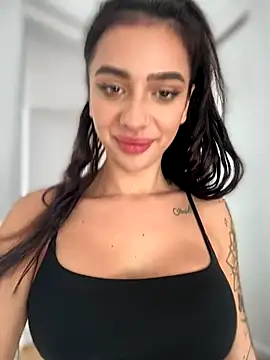 LaraVegas  online show from October 30, 7:44 am