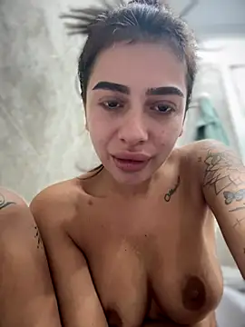 LaraVegas  online show from October 2, 5:45 am