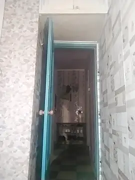 Snapshot of Holly-69 chatting on October 21, 9:02 am Holly-69 online show from October 21, 9:02 am