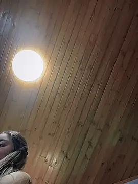 imlindapink online show from December 2, 3:47 pm