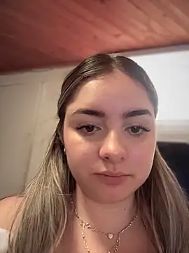 imlindapink online show from October 30, 5:03 pm