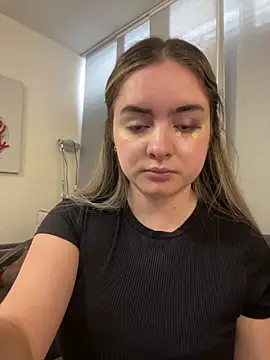 imlindapink online show from September 30, 3:50 pm