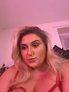 mimiprincessxoox online show from November 4, 9:20 pm