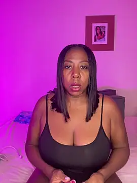 IsabellaaSmith online show from June 4, 1:33 am