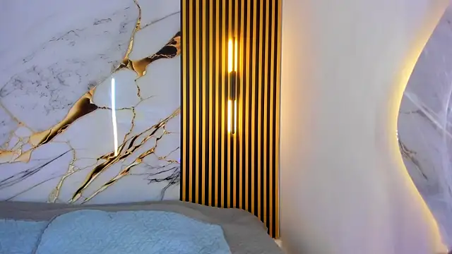 samanthasweeth online show from October 16, 8:00 pm