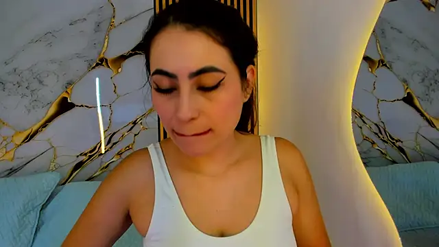 samanthasweeth online show from September 13, 9:01 pm
