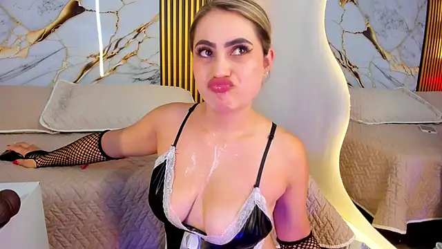 samanthasweeth online show from September 26, 9:23 pm