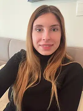 emma05 online show from February 24, 7:07 am