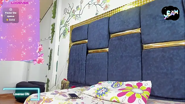 Snapshot of skaysanchez1 chatting on October 20, 7:06 pm skaysanchez1 online show from October 20, 7:06 pm