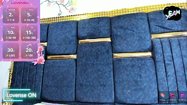 Snapshot of skaysanchez1 chatting on October 28, 7:52 pm skaysanchez1 online show from October 28, 7:52 pm