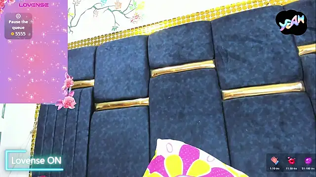 Snapshot of skaysanchez1 chatting on October 25, 8:26 pm skaysanchez1 online show from October 25, 8:26 pm